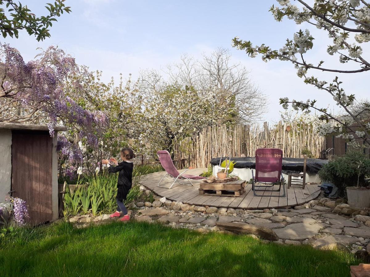 Les Violettes Villa Mons  Exteriör bild